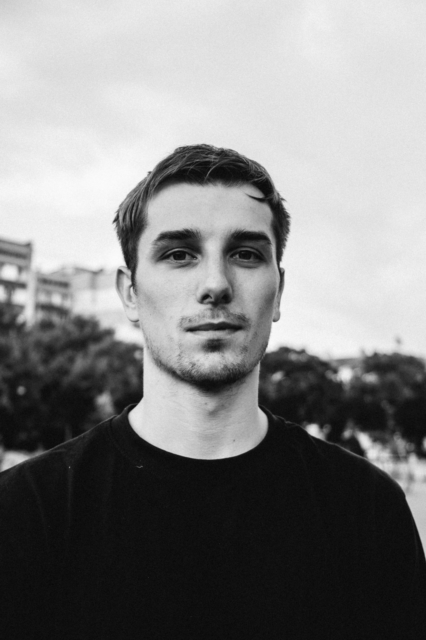 Il percorso creativo di Edward Costa